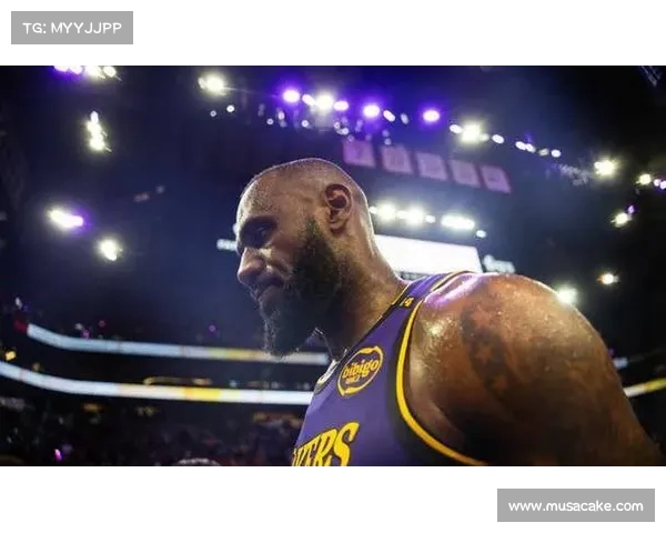 湖人队再次展示强大的进攻火力