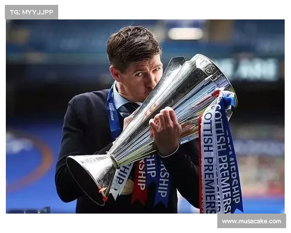 杰拉德谈执教维拉心路历程:向弗格森求助,得到“慢慢来”的宝贵建议 杰拉德谈执教维拉心路历程:向弗格森求助,得到“慢慢来”的宝贵建议