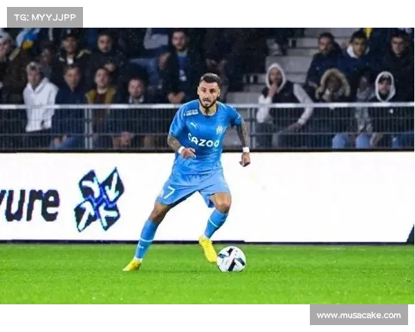 法媒报道:尼斯瞄准马赛右后卫克劳斯 新任主帅曾与其在朗斯共事 法媒报道:尼斯瞄准马赛右后卫克劳斯 新任主帅曾与其在朗斯共事