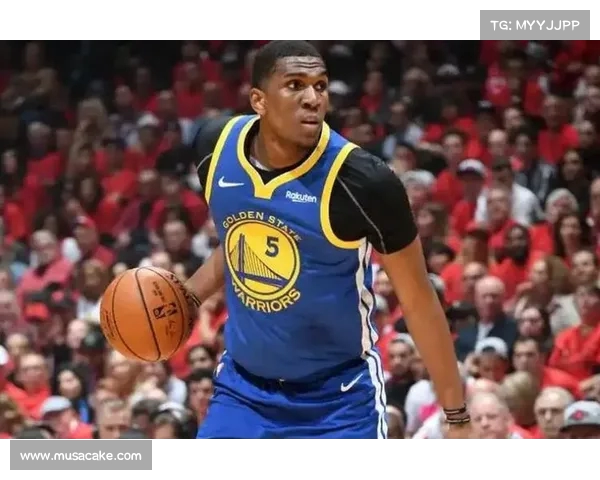 科尔谈在美国队的新挑战:每个人都习惯出手多,但需要调整到投篮 科尔谈在美国队的新挑战:每个人都习惯出手多,但需要调整到投篮