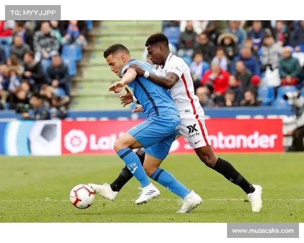 西甲加的斯客场战平塞尔塔